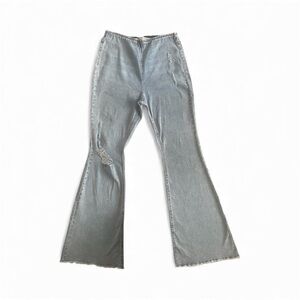 Flared High Waist Light Blue Distressed Jeans size 9 by Tinseltown